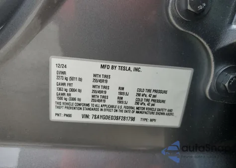 2025 Tesla Model Y z USA, uszkodzony, nr VIN 7SAYGDED3SF281798